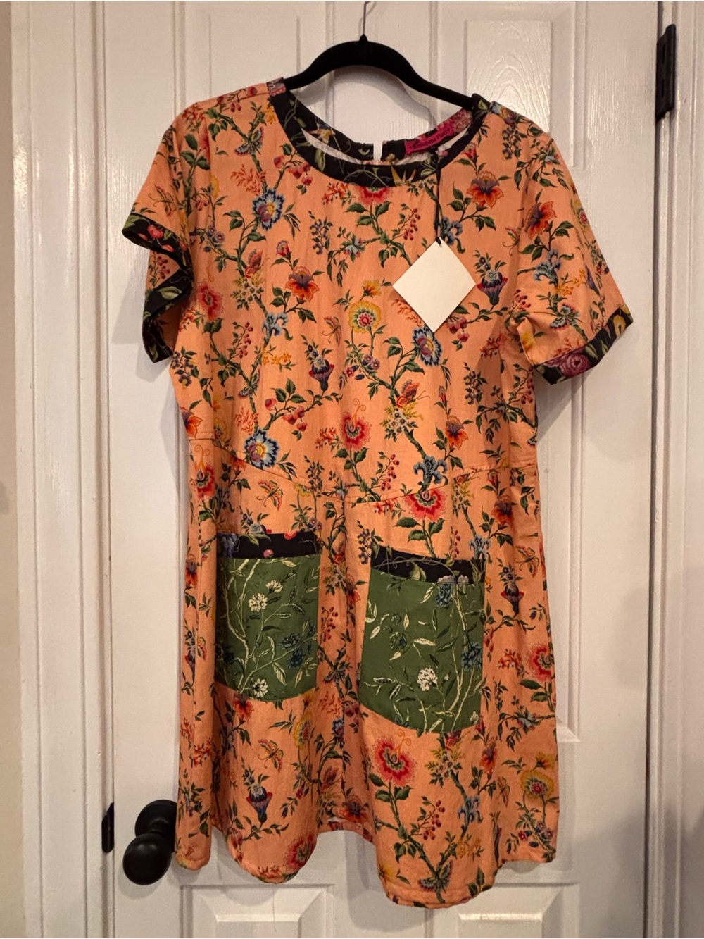 NWT Samantha Pleet Beacon Dress in Wallpaper print - Size 14